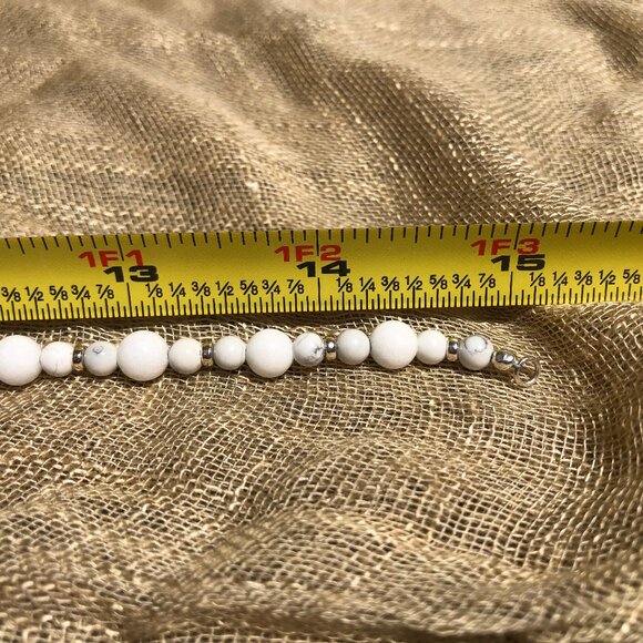 White natural stone & sterling silver choker - Picture 5 of 9